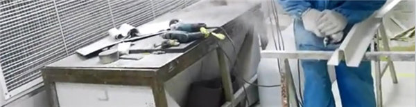 傳統打磨設備有諸多缺點：灰塵大、污染環境、傷害身體健康、耗電過多